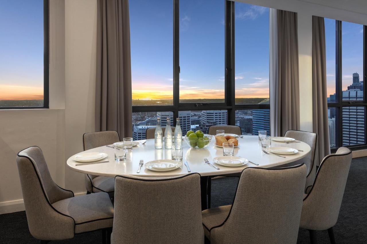 Meriton Suites Pitt Street, Сідней Екстер'єр фото Dining room